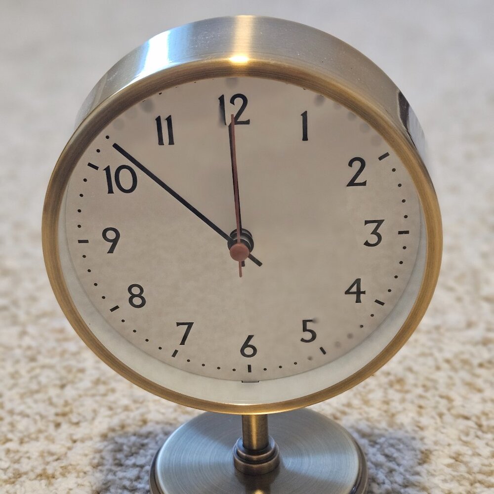 Hearth and Hand with Magnolia clock